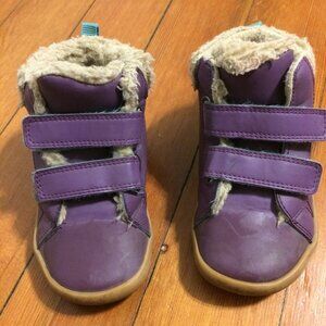 Ten Little Furry Hightops Size 9